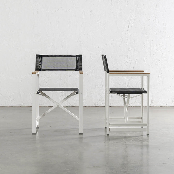 ORSON ALUMINIUM DIRECTORS CHAIR  |  BLACK ON WHITE  |  TEAK ARMS