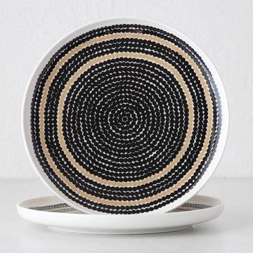 MARIMEKKO  |  OIVA SIIRTO PLATE 25CM BUNDLE X2  |  BLACK + BEIGE SPOT  |  LTD EDITION