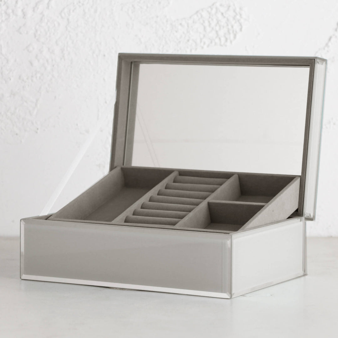 ONE SIX EIGHT LONDON  |  SARA GLASS JEWELLERY BOX  |  COOL GREY LARGE