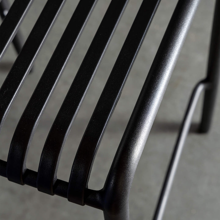 PESCO INDOOR/OUTDOOR BAR CHAIR  |  CLOSE UP