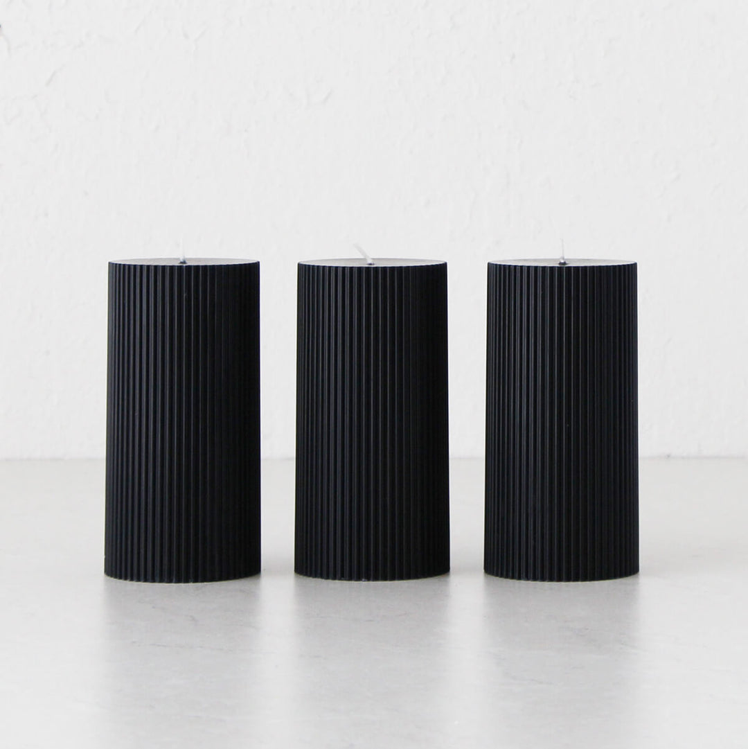 RIPPLE PILLAR CANDLE  |  SET OF 3  |  BLACK  |  LARGE