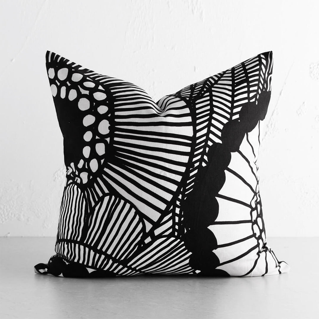 MARIMEKKO  |  SIIRTOLAPUUTARHA CUSHION | 50 x 50CM | BLACK + WHITE