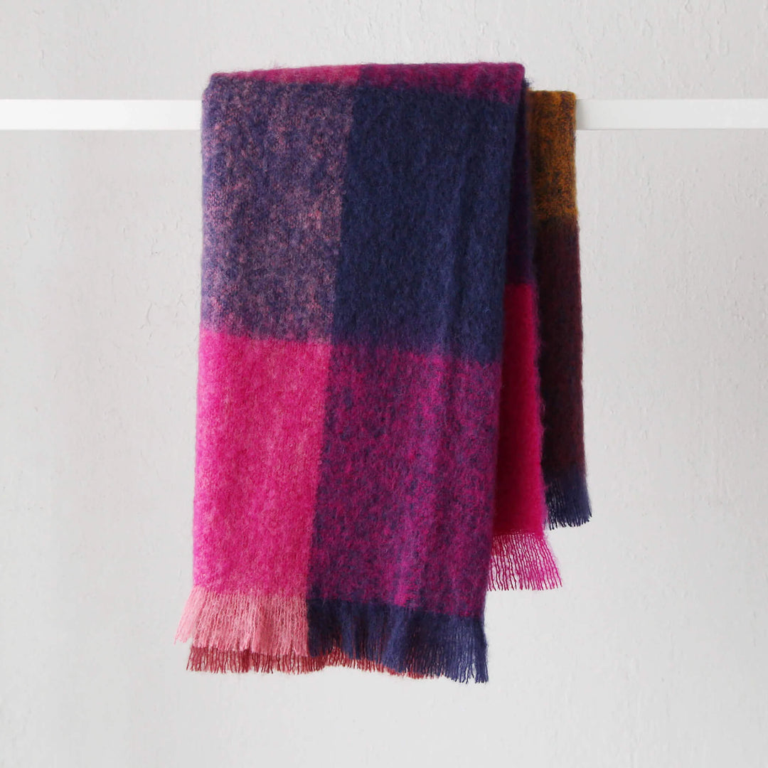 ST ALBANS MOHAIR THROW RUG | ANNIE