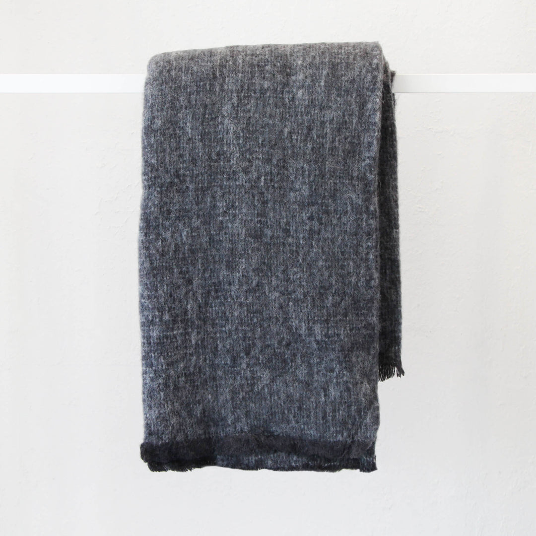 ST ALBANS ALPACA BLANKET THROW | PEPPER