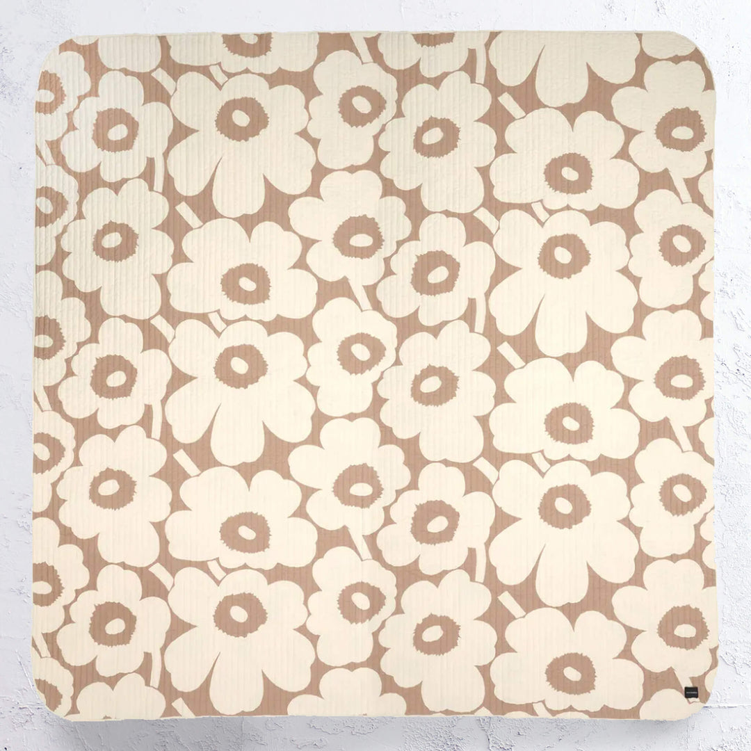 MARIMEKKO | UNIKKO PADDED BEDSPREAD LINEN | OFF WHITE  |  FLAT