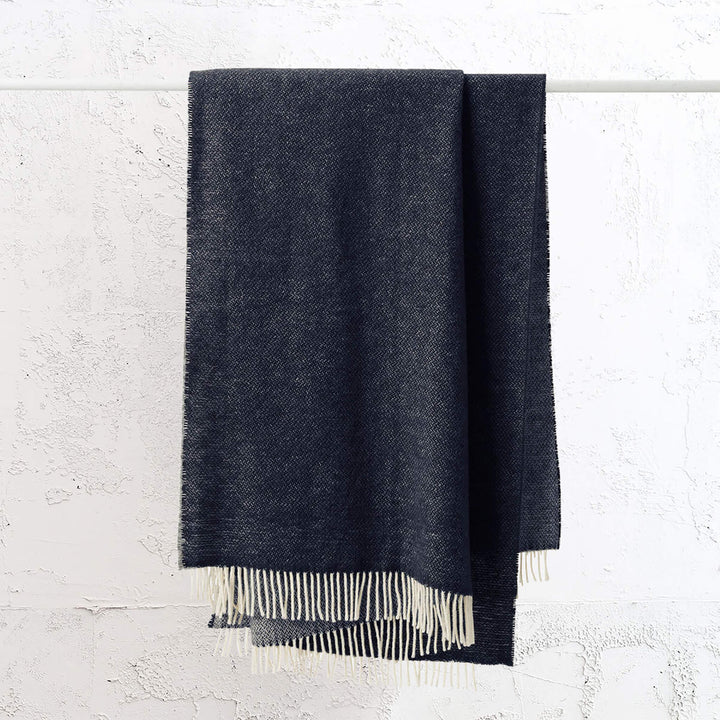 WOOL THROW WITH FRINGING  |  NAVY
